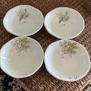 Charming White Botanical Ceramic Bowls Set by EFFETTI